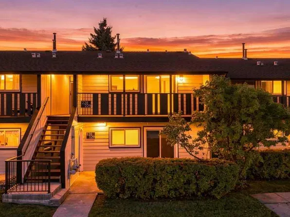 54 N Bell St #228, Red Deer, AB T4R 1M8