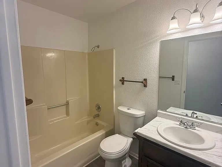 3736 N Roosevelt St — Photo 2
