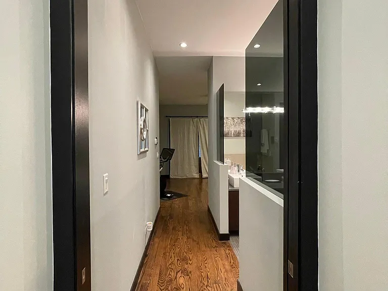 1409 N Ashland Ave #2S — Photo 16