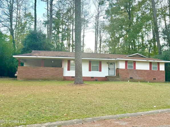 2085 Camellia Ln, Jackson, MS 39204