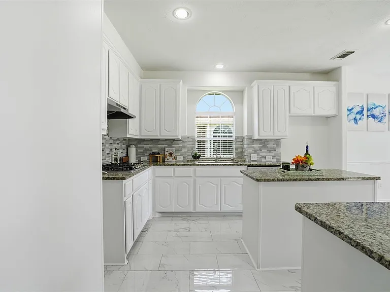 10926 Wynfield Springs Dr — Photo 15