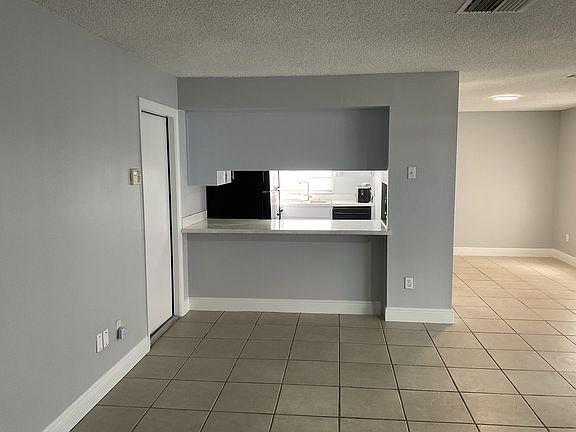 3rd image of 11024 Finchley Pl