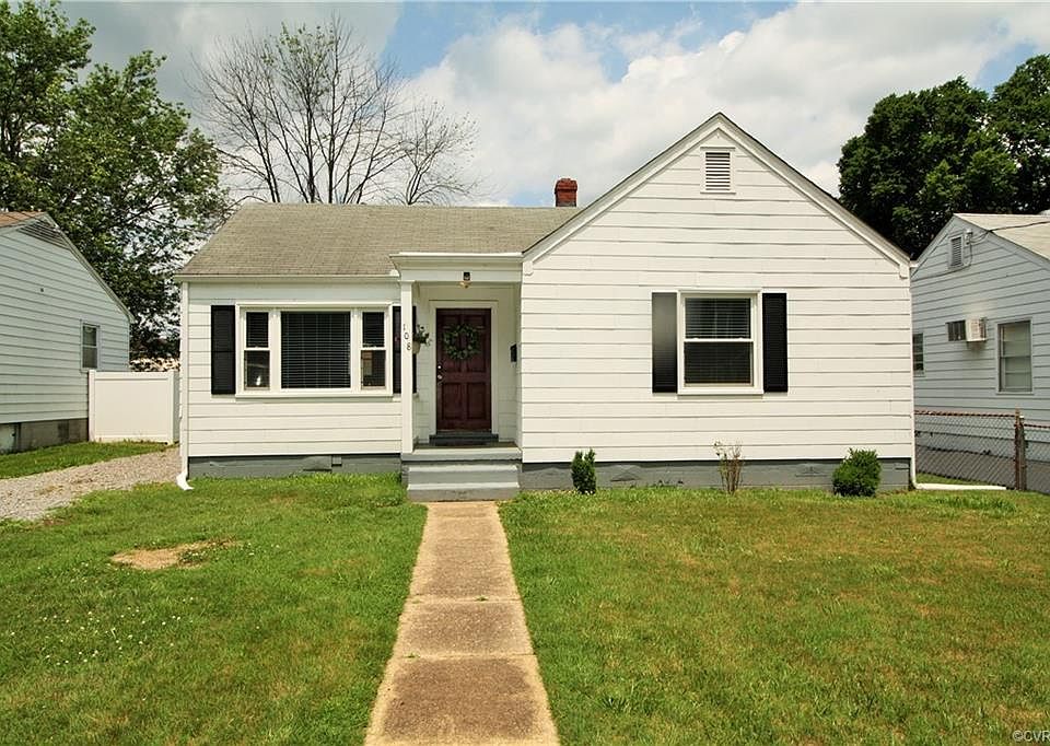 1st image of 108 N Oak Ave