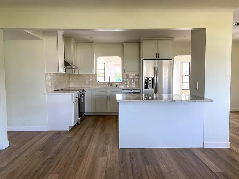 6325 Canton St S — Photo 7