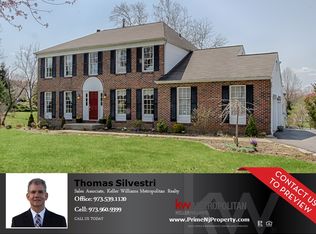 13 Merion Ln, Washington, NJ 07882