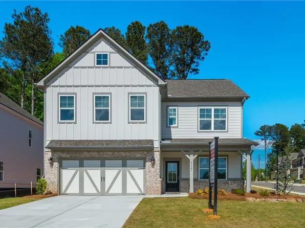 5587 Overview Dr, Flowery Branch, GA 30542