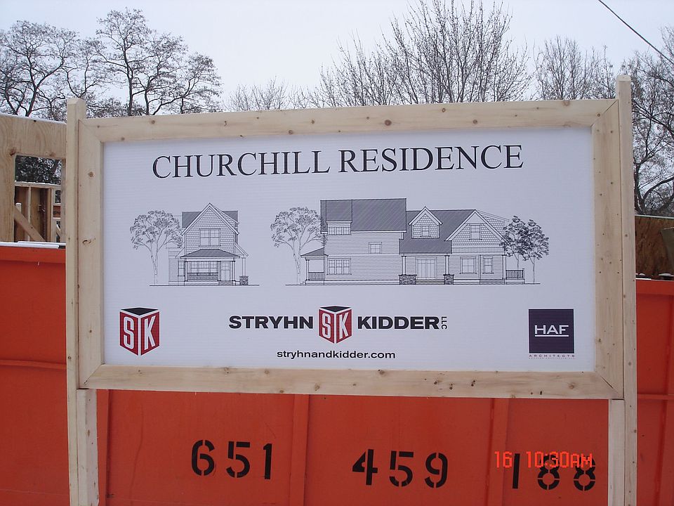 1st image of 702 Churchill St W