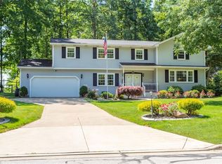 308 Sassafras Dr, Vermilion, OH