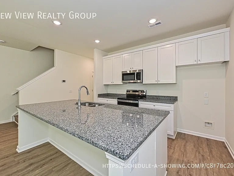 1725 Cloaninger Ave #A — Photo 9