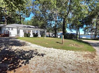 11060 E Mohawk Rd, Walkerton, IN 46574