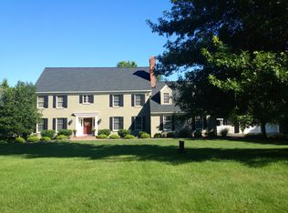 6051 Hidden Valley Dr, Doylestown, PA 18902
