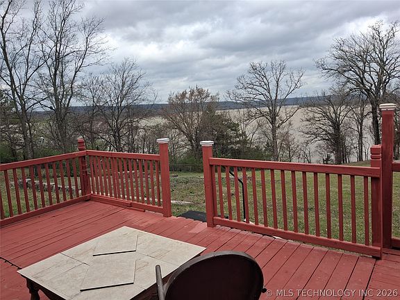 2nd image of 1176 W Albert Rd