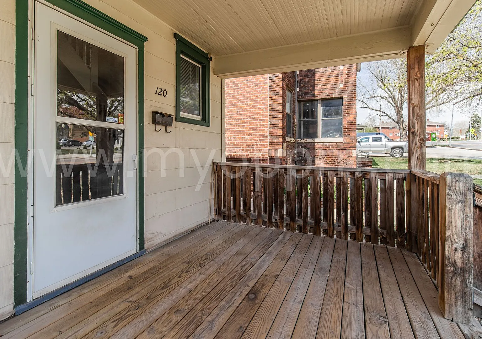 Available NOW! | 3 Bedroom home | Blackstone — Photo 3