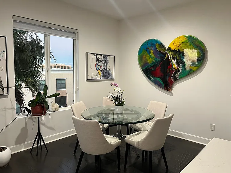 300 E 4th St #402 — Photo 9