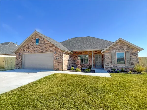 942 Fair Oaks St, Springdale, AR 72762