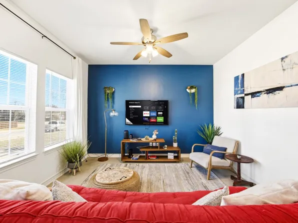 135 Stella St #Id1570998p, San Antonio, TX 78203