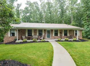 102 Humbolt Ct, Oak Ridge, TN 37830