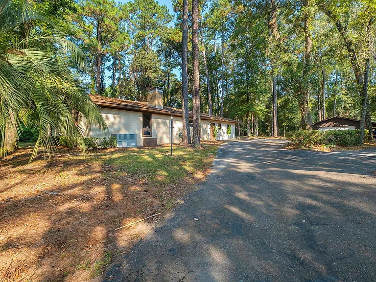 7916 Skipper Ln — Photo 36
