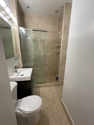 Rented by Compass | media 22