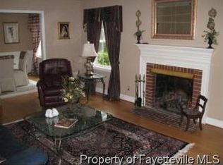 325 Circle Dr, Fayetteville, NC 28305