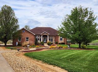 7155 Bridgeport Rd, Maysville, KY 41056