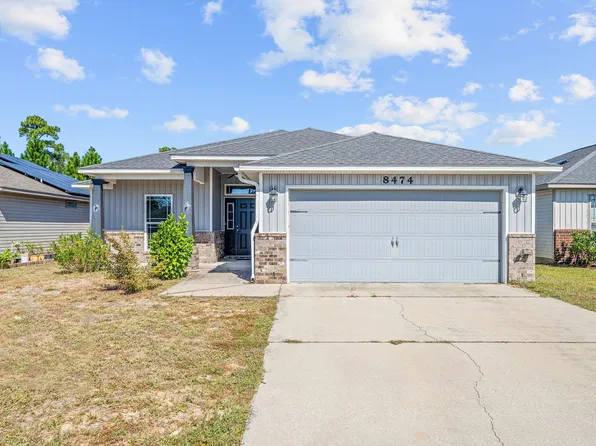 8474 Island Dr, Navarre, FL 32566