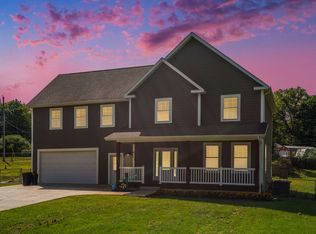 3267 Hickory Ln, Buchanan, MI 49107