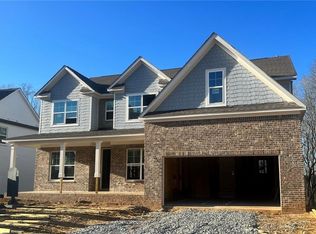 5320 Summer Oak Ln, Buford, GA 30518