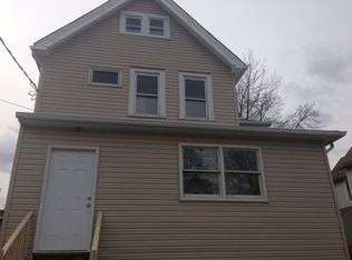 1652 Castleton Ave, Staten Island, NY 10302