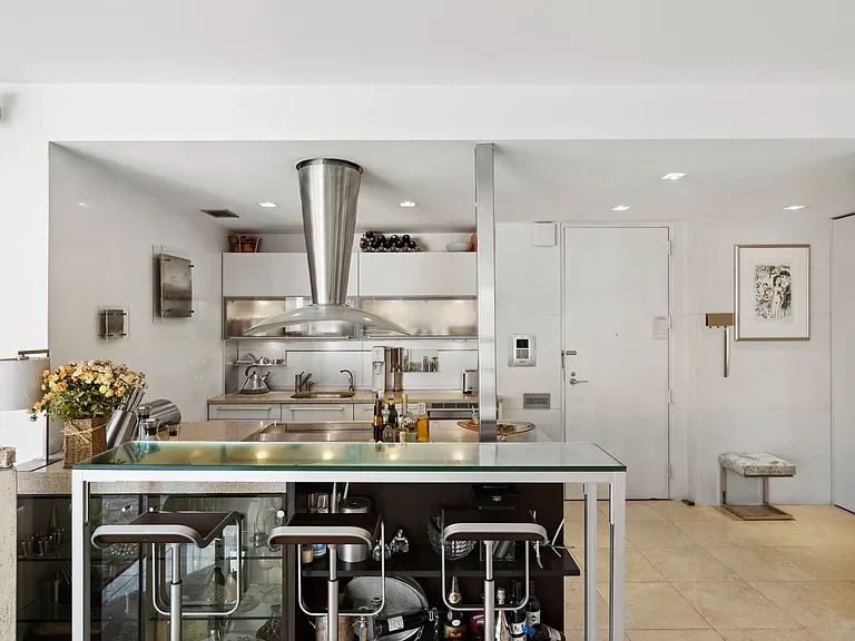 146 W 57th St #42CD — Photo 2