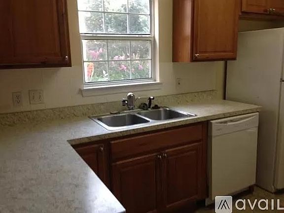 2nd image of 5063 Mint Hill Ct