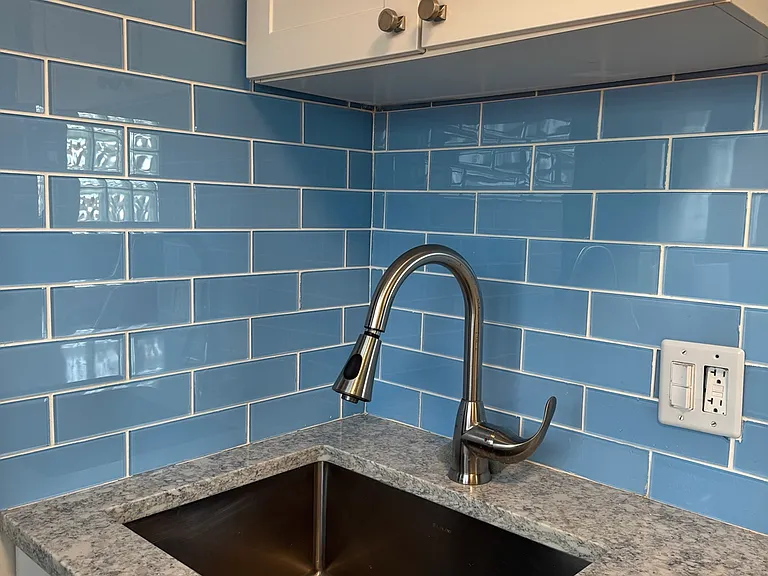123 S L St #1 — Photo 4
