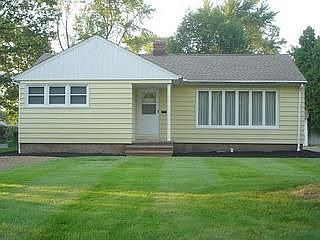 2nd image of 11948 Lawndale Dr