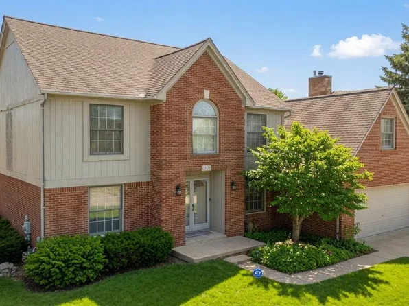 53428 Gregory Dr, Macomb, MI 48042