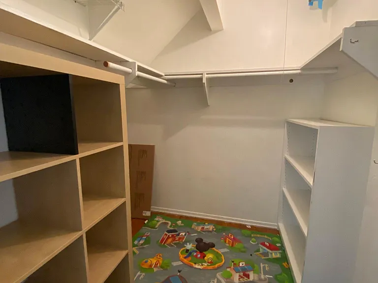 3 Stanford Dr #4A — Photo 7