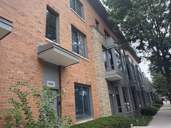 1504 N Scott St Townhouse 2, Arlington, VA 22209