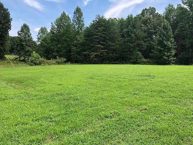 2nd image of 2605 Piney Ridge Rd