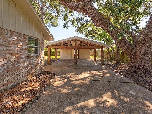 4th image of 1911 Dellore Ln