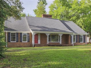 1524 Lexington Ave, Thomasville, NC 27360