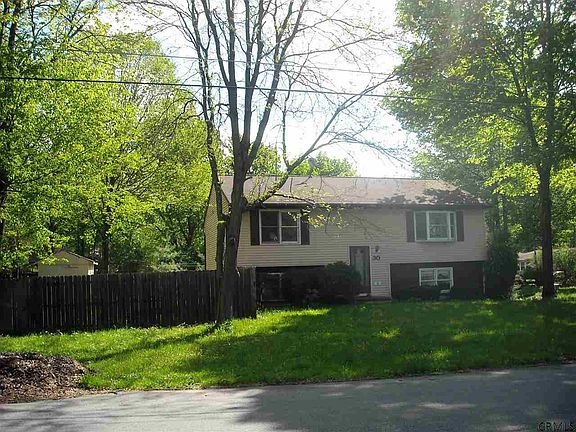 2nd image of 30 Thornberry Dr