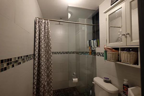 Rented by Keller Williams NYC | media 23