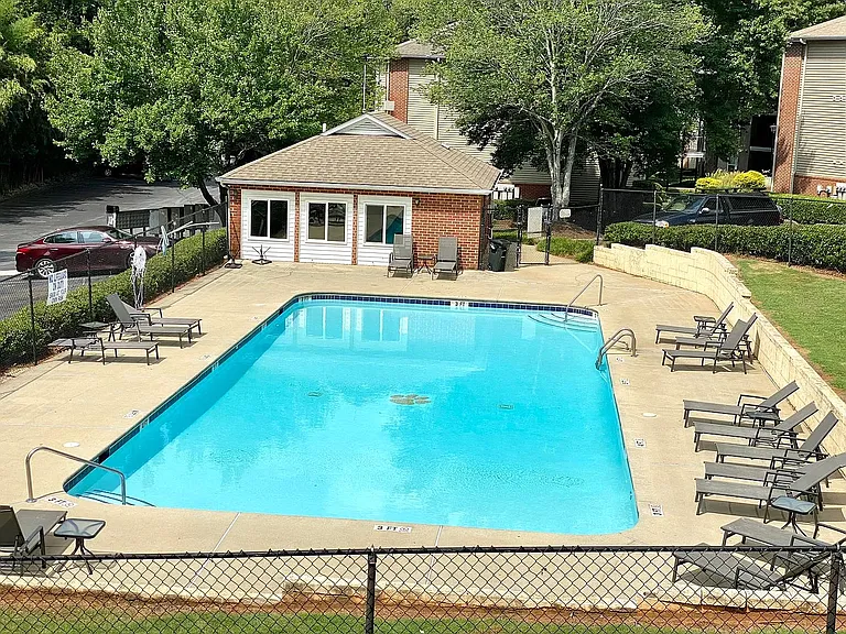 155 Anderson Hwy #411 — Photo 14