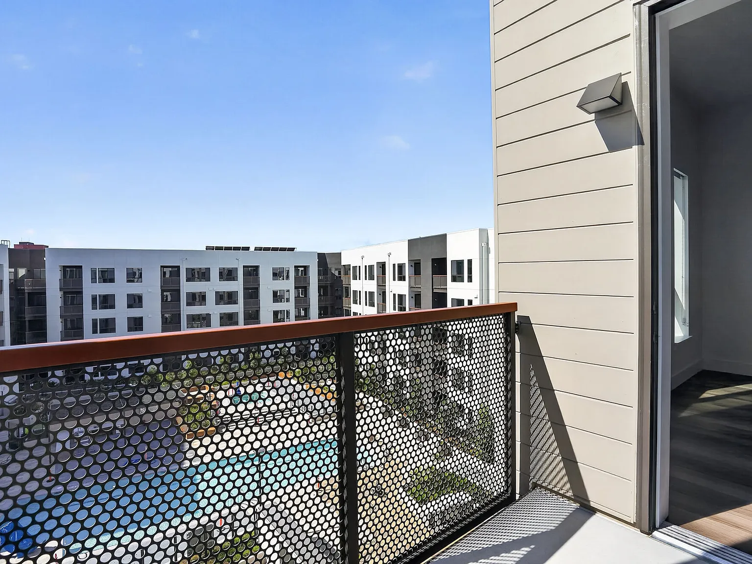 The Colton — Photo 4