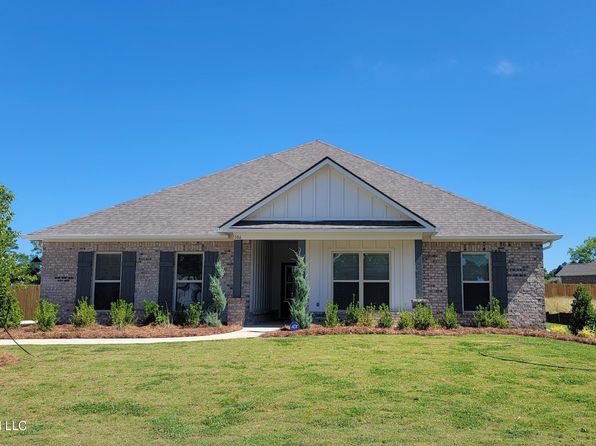 106 Horseshoe Blvd #N09g0o