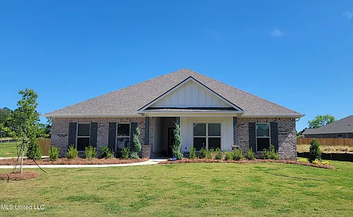 106 Horseshoe Blvd Photo 1