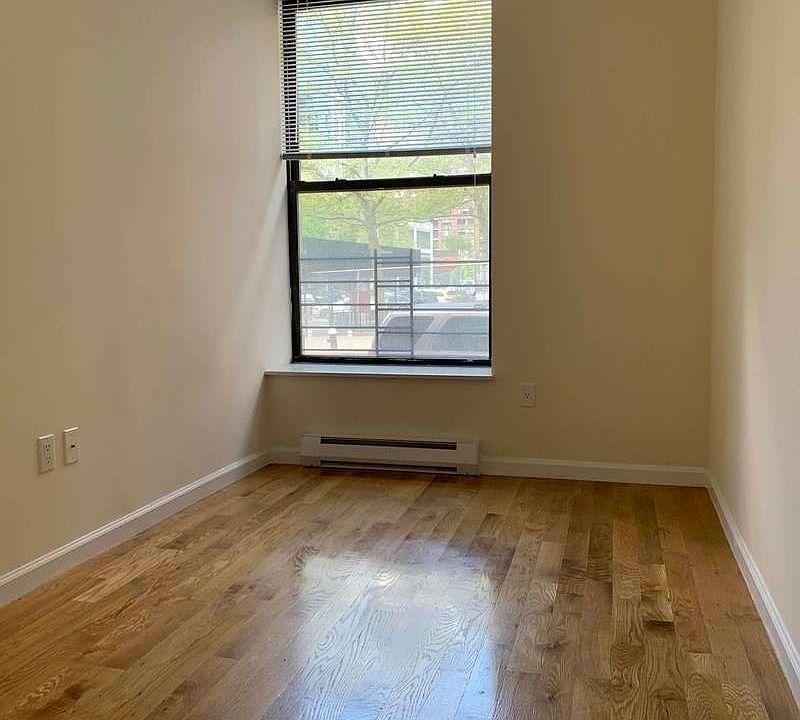 1st image of 8 Manhattan Ave #A1