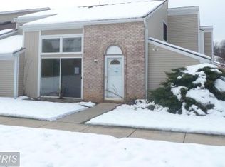1520 Kensington Dr, Hagerstown, MD 21742