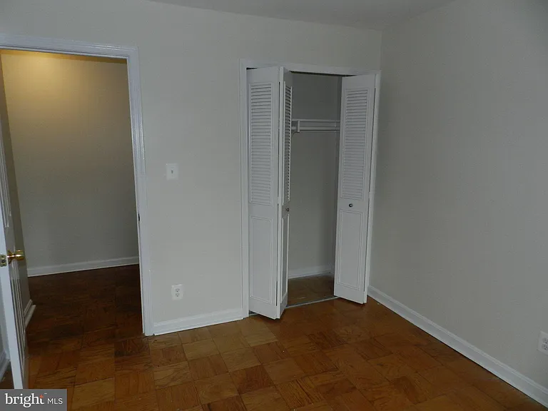 5956 Westchester Park Dr — Photo 16