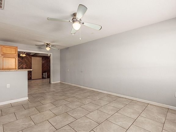 4th image of 7449 W Cinnabar Ave