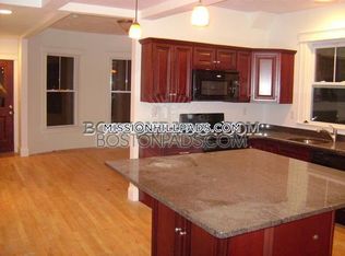 5 Cherokee St #U1, Boston, MA 02120